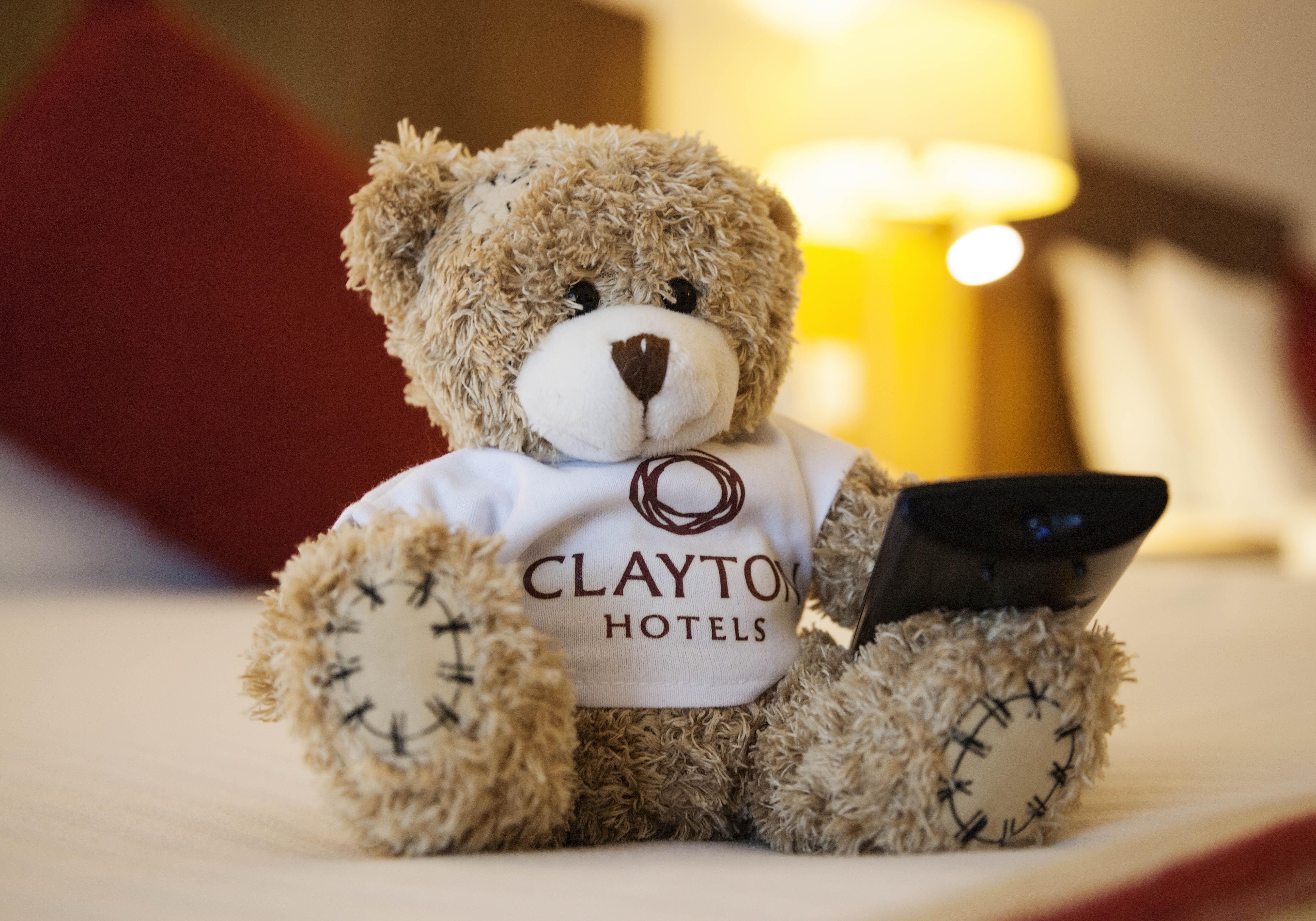 Clayton Hotel Cardiff Lane Dublin Zewnętrze zdjęcie